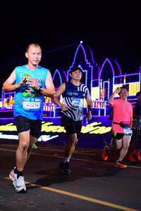 BIB: 43214, 4404, 42982
                            <button type="button" onclick="openModal(22871472)" class="btn btn-primary btn-sm float-right btn-popup" data-toggle="modal" data-target=".modal-high-quality">
                        <i class="fas fa-shopping-cart"></i> Add to Cart
                    </button>
                                            <button type="button" onclick="isThisMe(22871472, true)" class="btn btn-success btn-sm float-right btn-popup btn-isme hidden" data-toggle="tooltip" data-placement="bottom" title="นี่คือรูปของคุณใช่ไหม คลิกที่นี่เพื่อเอาเข้าอัลบั้ม">
                        <i class="fas fa-plus"></i> Add to album
                    </button>
                    <button type="button" onclick="isThisMe(22871472, false)" class="btn btn-warning btn-sm float-right btn-popup btn-isnotme hidden">
                        <i class="fas fa-ban"></i> Remove from album
                    </button>